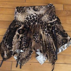 Leopard mini skirt